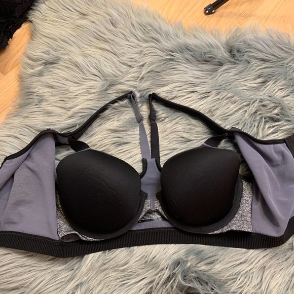 NWOT Victoria’s‎ Secret Knockout Sport Bra, 34C - Picture 6 of 11